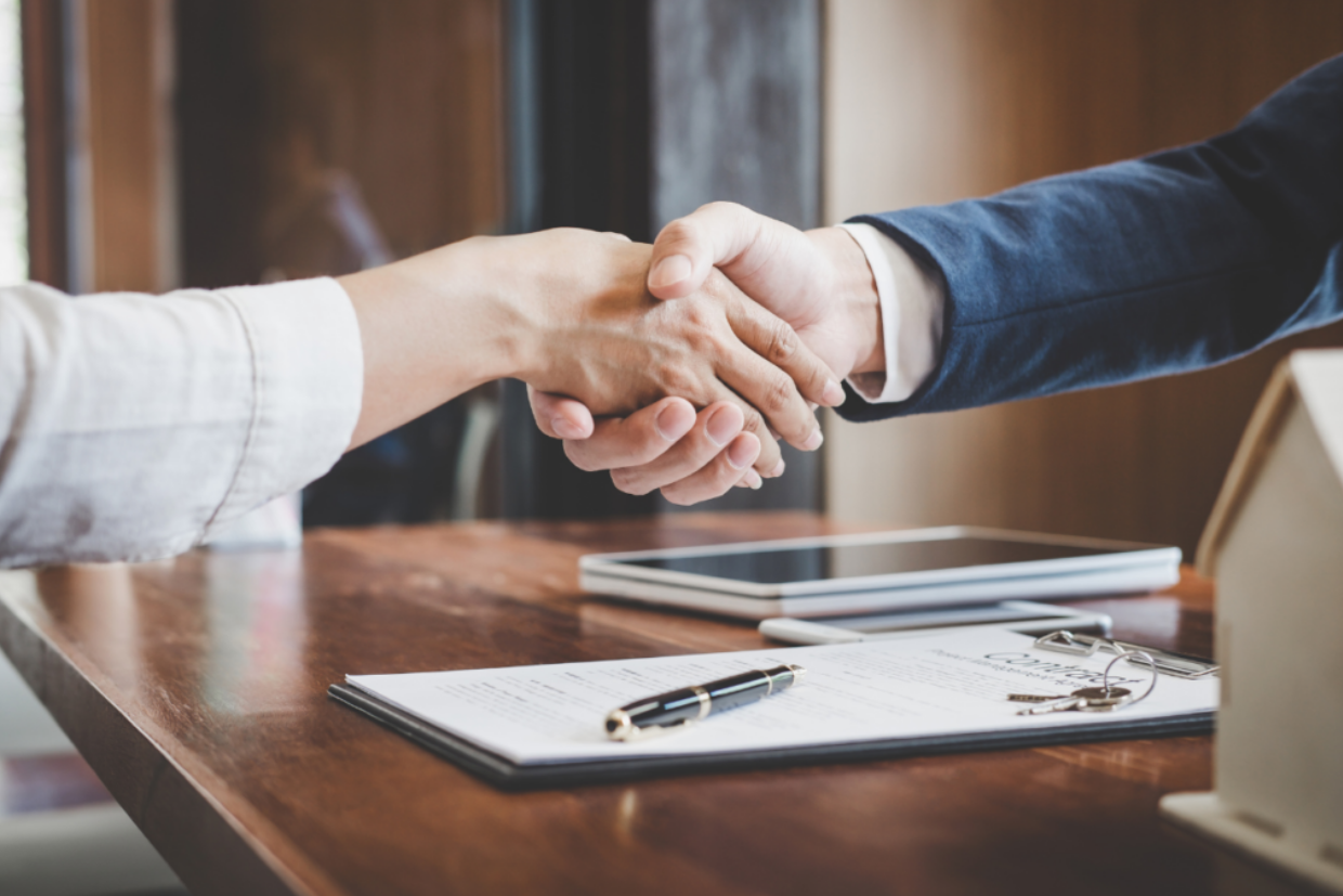 Why Hire a Partner Visa Consultant for Your Relationship Visa